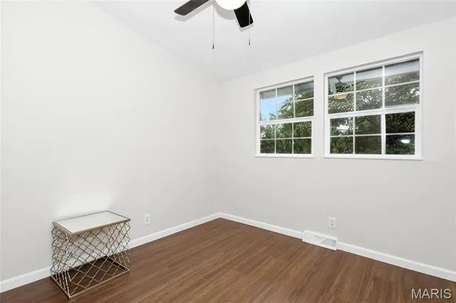 $375,000 | 621 Crest Court, Kirkwood, MO 63122