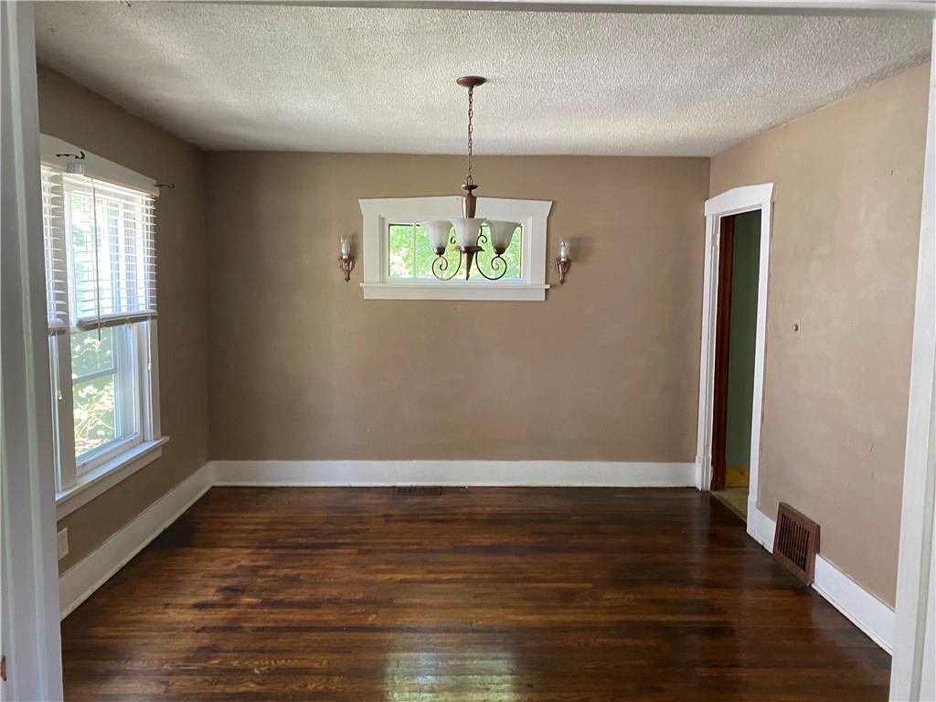 809 Prindle Street Sharon, PA 16146 - Photo 3 of 18