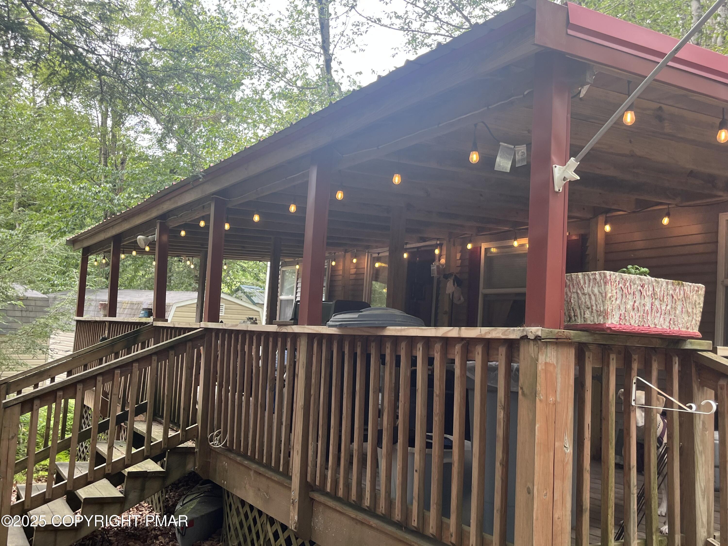 19 Menoken Trail Newfoundland, PA 18445 - Photo 2 of 12