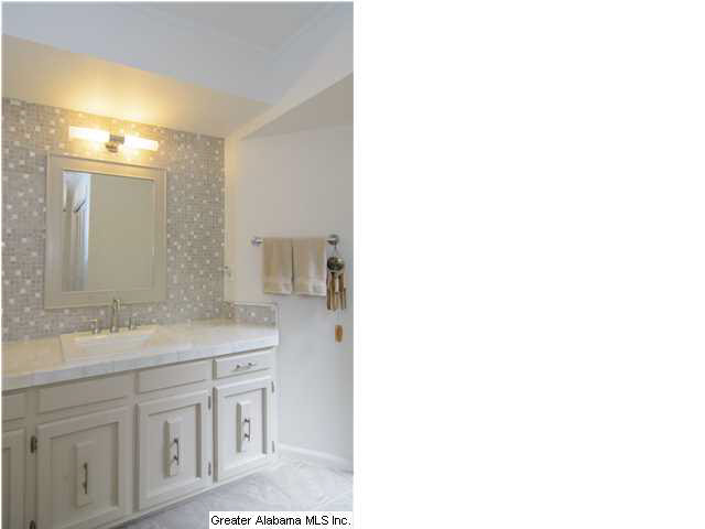 3668 Brookwood Road Birmingham, AL 35213 - Photo 22 of 32