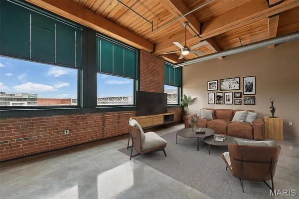 $186,000 | 901 Washington Avenue, Unit 310, St. Louis, MO 63101