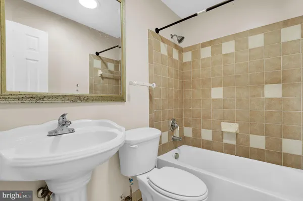 $700,000 | 4623 Wissahican Avenue, Rockville, MD 20853
