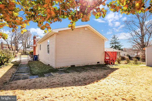 $700,000 | 4623 Wissahican Avenue, Rockville, MD 20853
