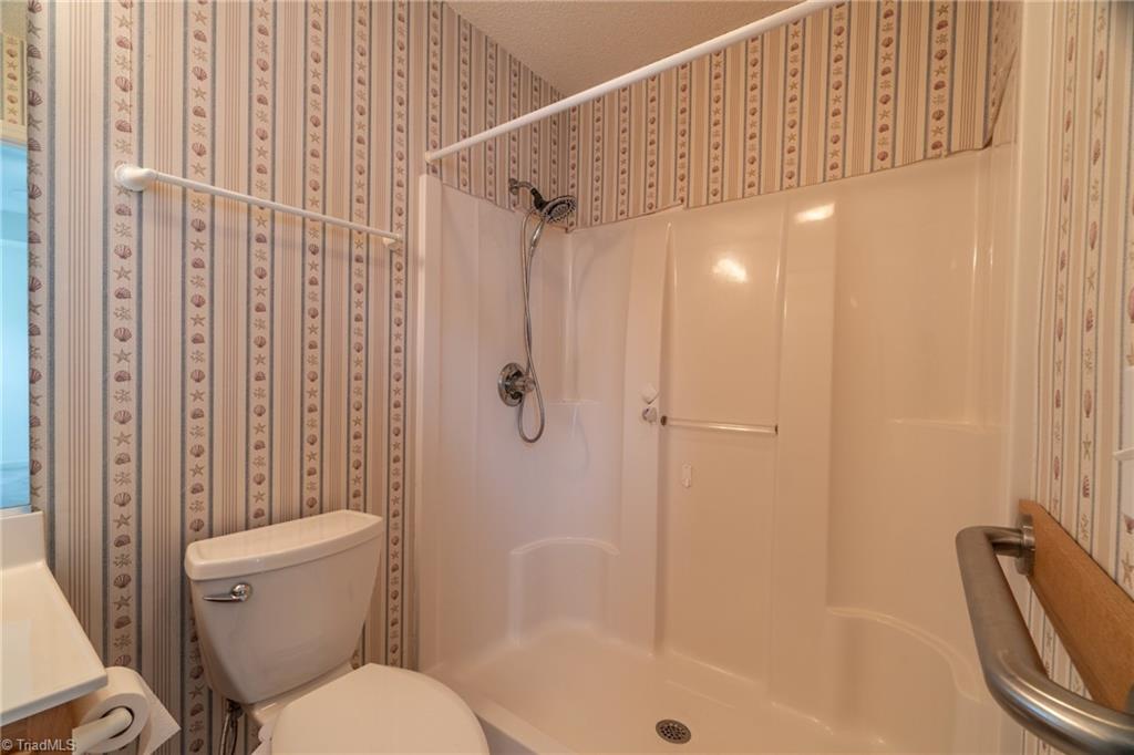 907 James Road High Point, NC 27265 - Photo 19 of 24 Primary Bathroom