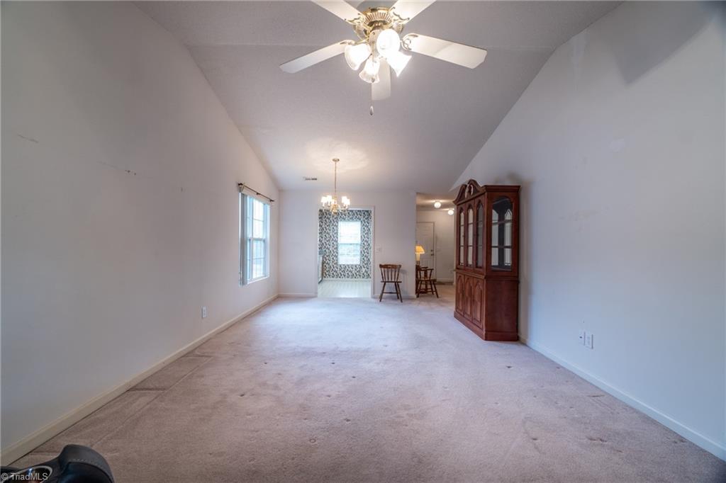 907 James Road High Point, NC 27265 - Photo 7 of 24 Great Room 4