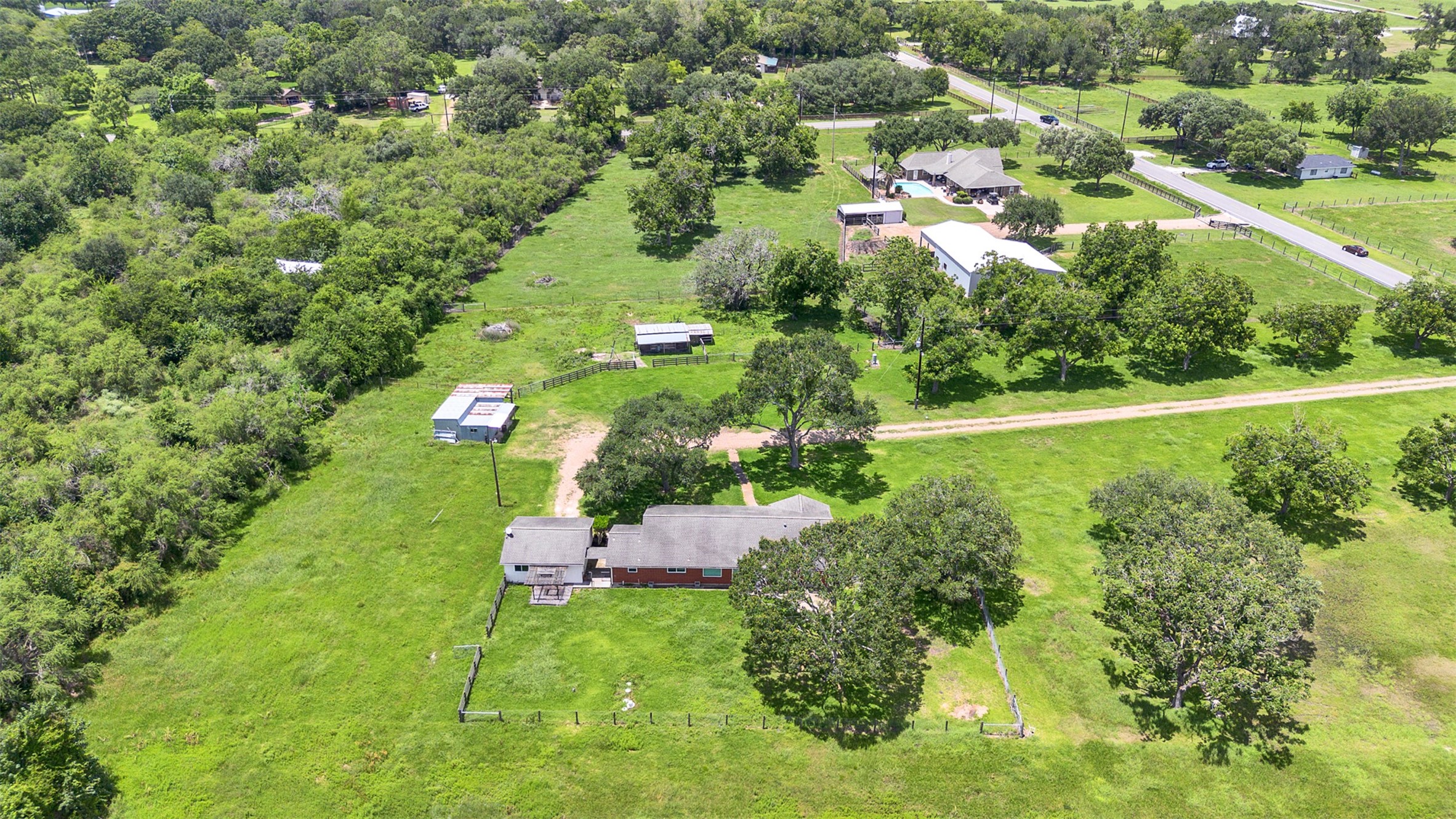 2606 Finney Vallet Road Rosenberg, TX 77471 - Photo 4 of 38