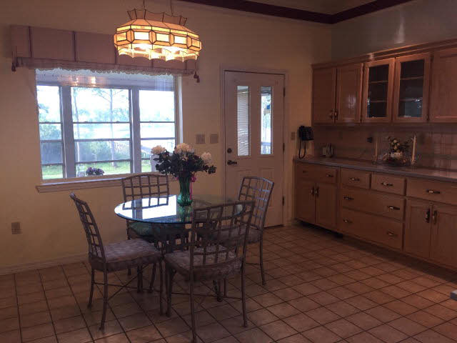 8890 Bay View Drive Foley, AL 36535 - Photo 21 of 21 Dinning Area