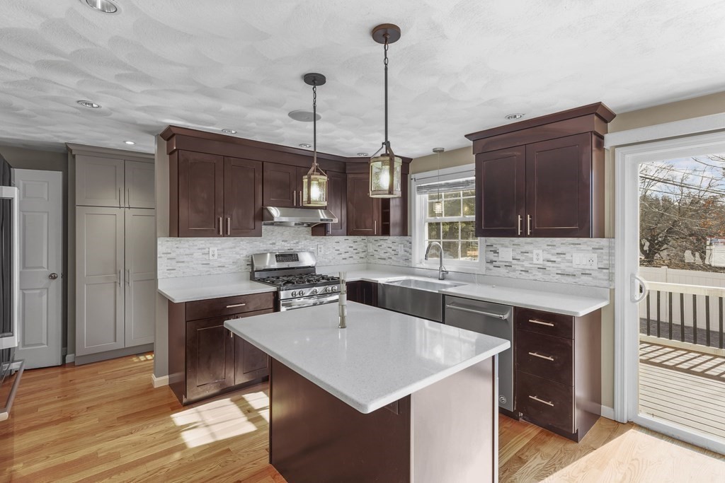 2 Woodside Road Billerica, MA 01862 - Photo 1 of 41 Gallery Image 1