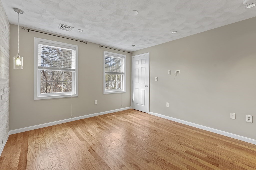 2 Woodside Road Billerica, MA 01862 - Photo 20 of 41 Gallery Image 20