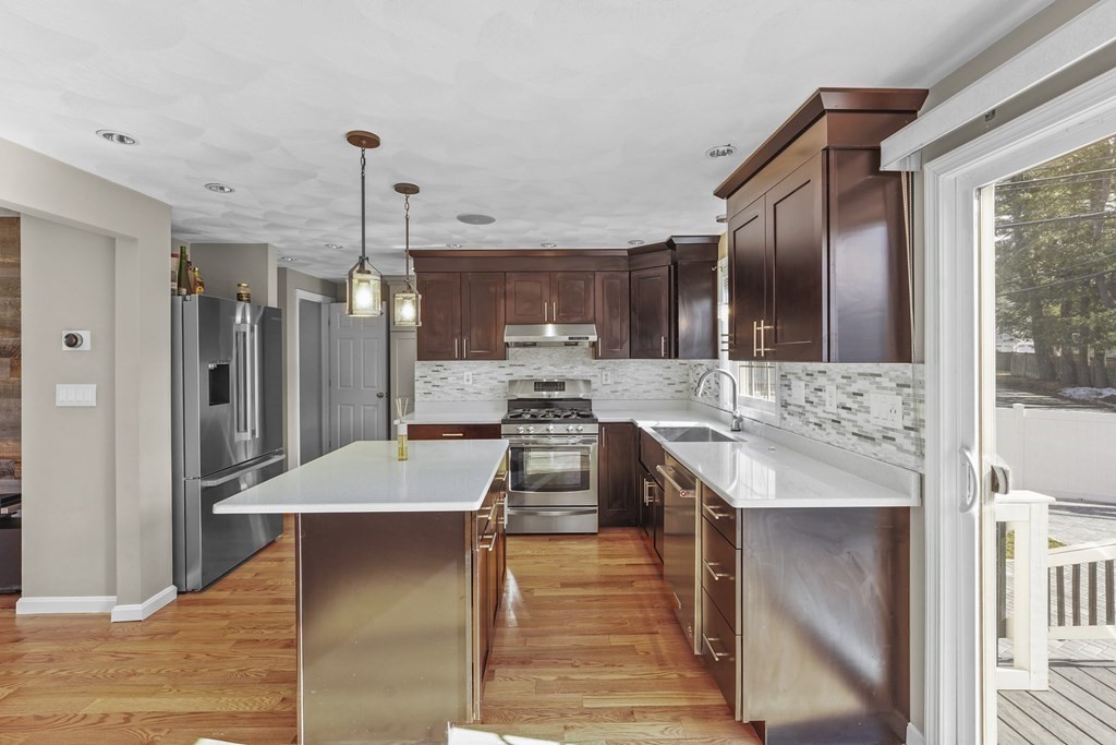 2 Woodside Road Billerica, MA 01862 - Photo 2 of 41 Gallery Image 2