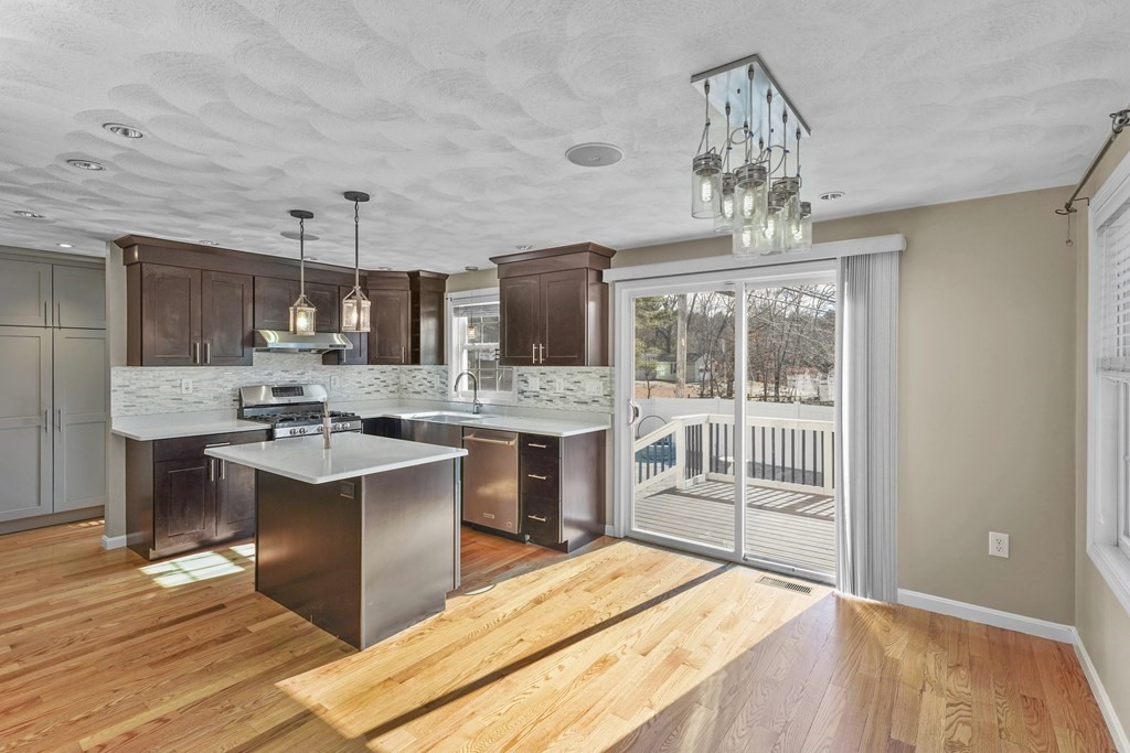 2 Woodside Road Billerica, MA 01862 - Photo 3 of 41 Gallery Image 3