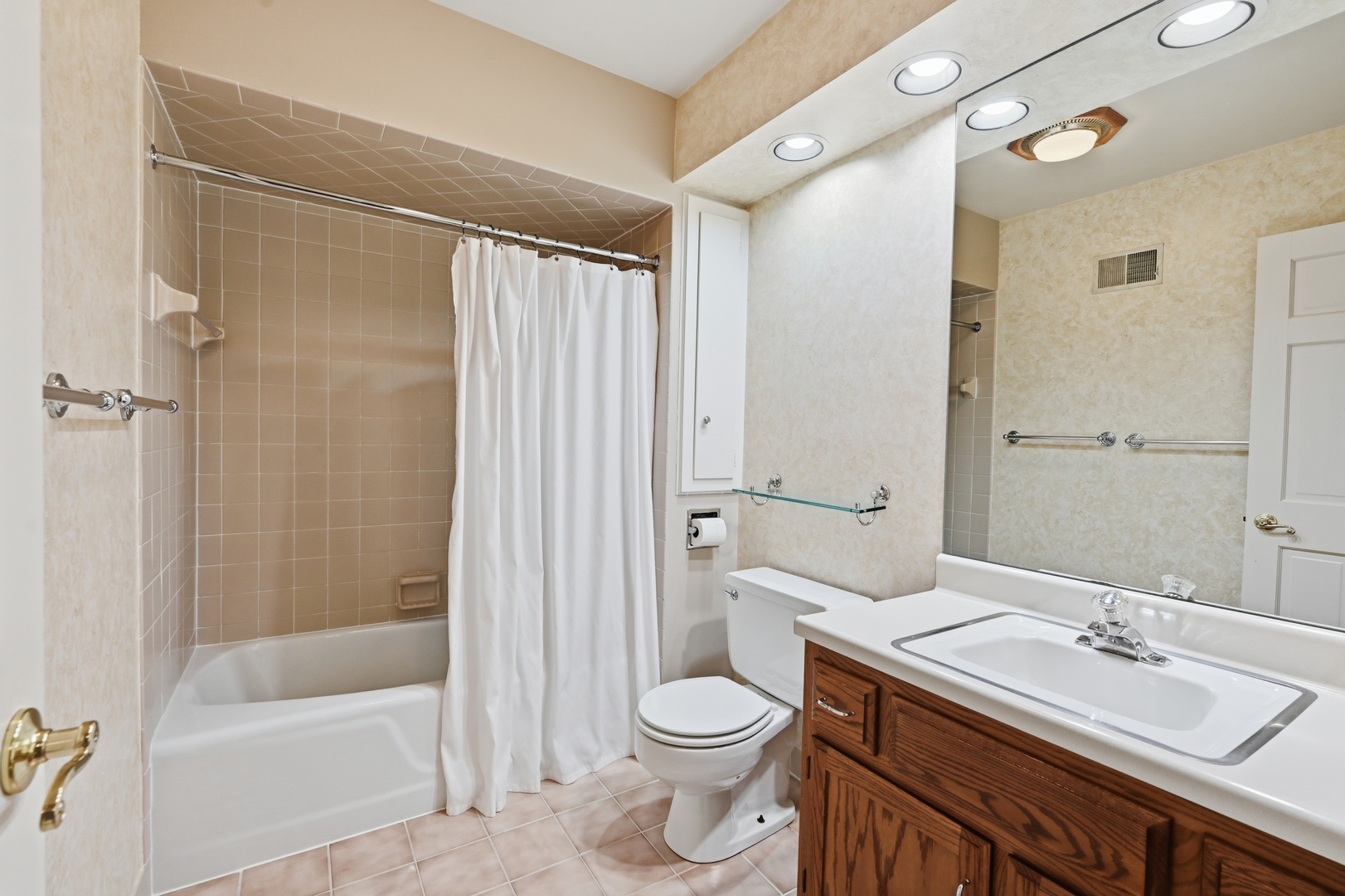 700 South Drive Burr Ridge, IL 60527 - Photo 24 of 28