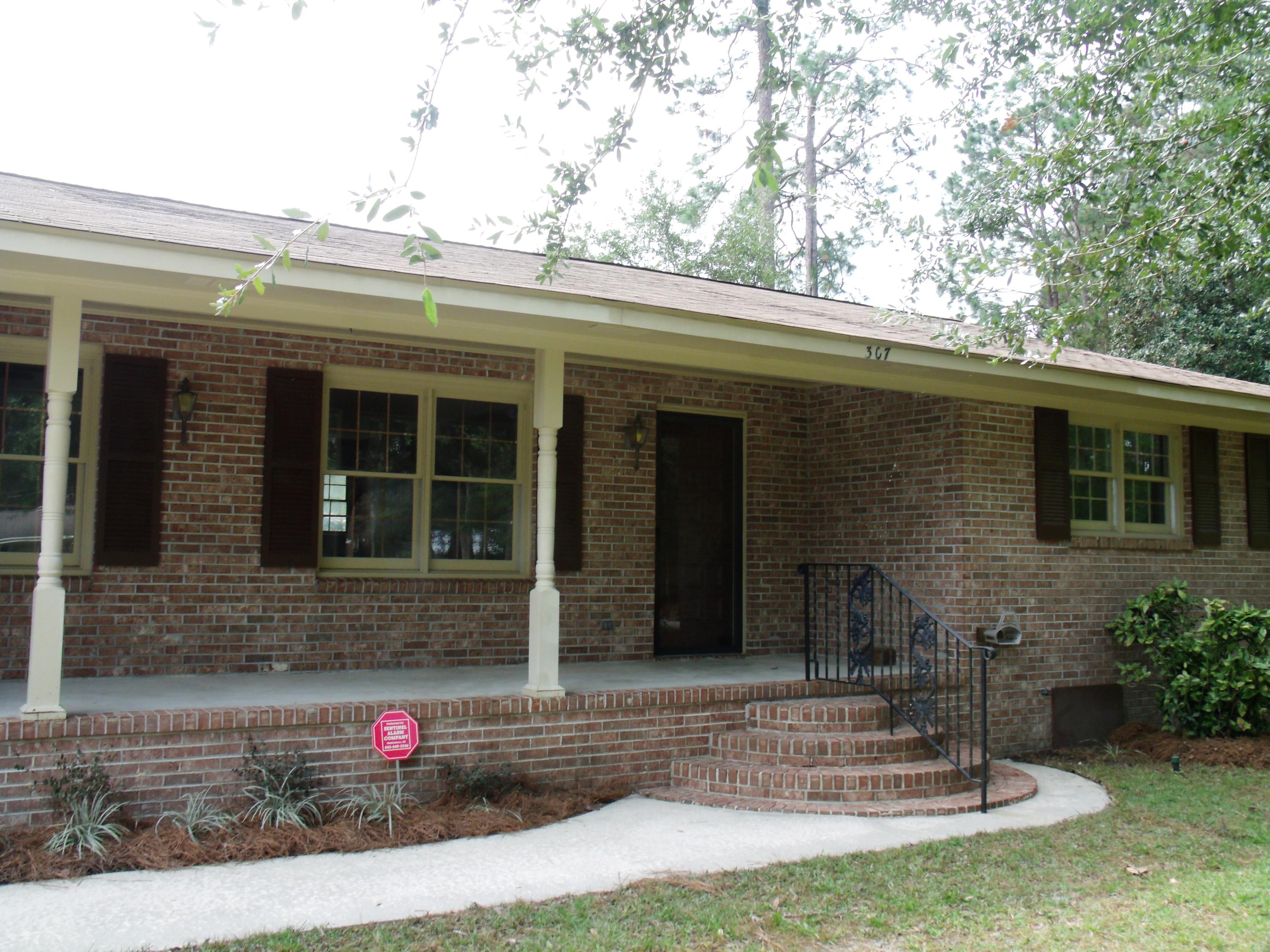 307 Otis Road Walterboro, SC 29488 - Photo 3 of 42 307 Otis Road