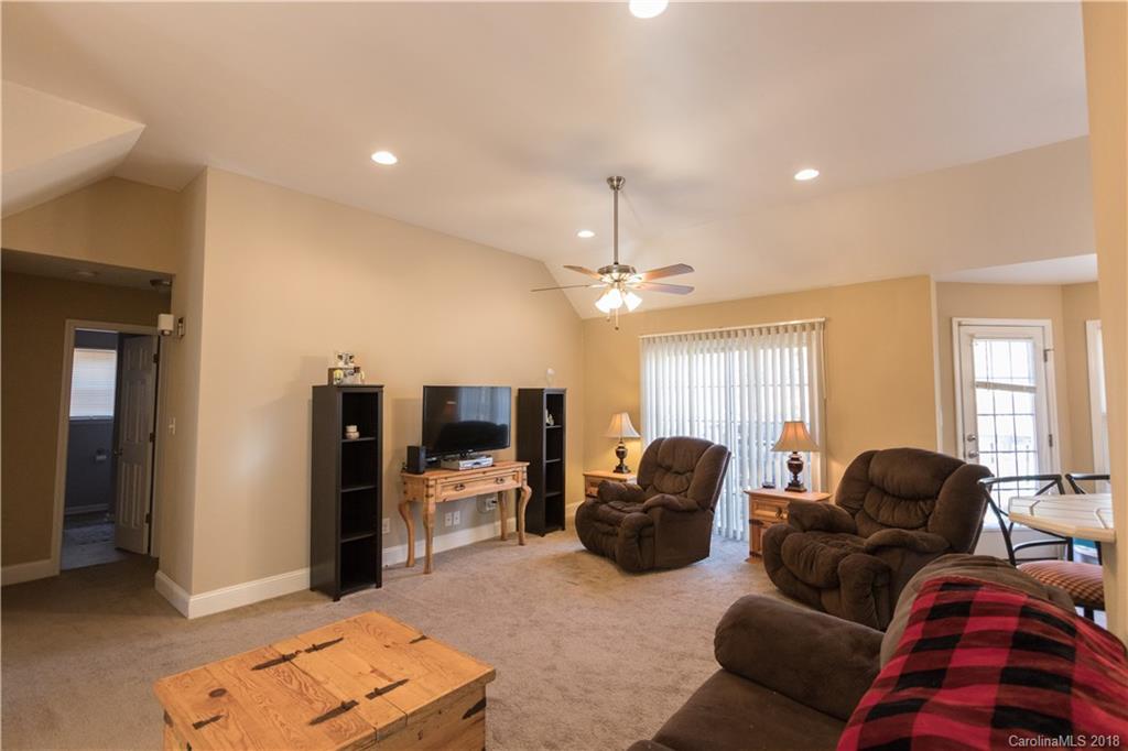 357 Craig Manor Road Lancaster, SC 29720 - Photo 6 of 22 Gallery Image 6