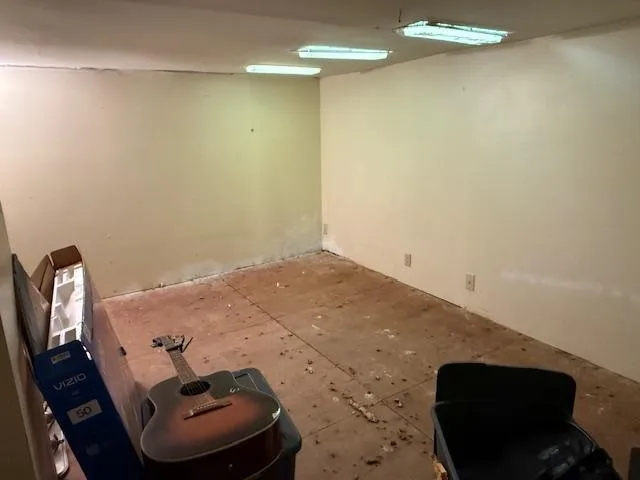 $300,000 | 5340 Main Street East, Maple Plain, MN 55359