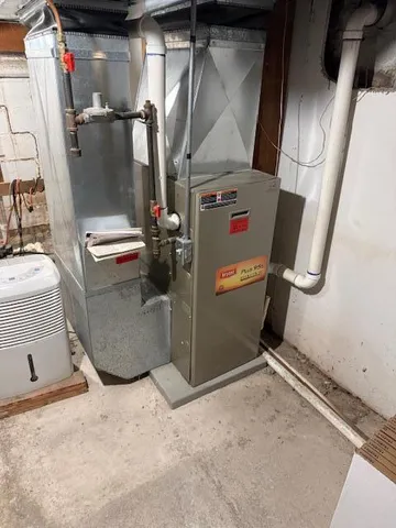 $300,000 | 5340 Main Street East, Maple Plain, MN 55359