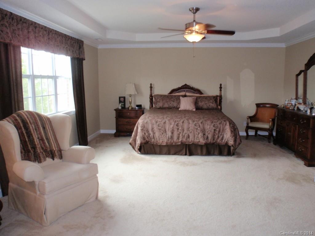 11615 Ashbourne Hall Road Charlotte, NC 28277 - Photo 7 of 18 Gallery Image 7