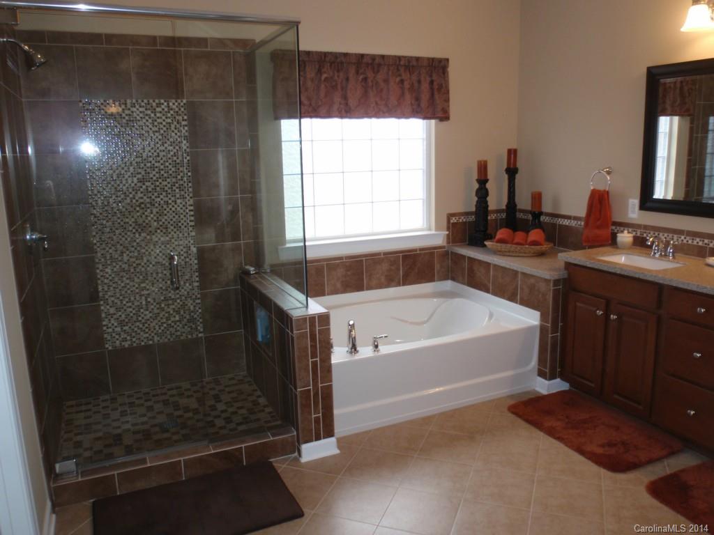 11615 Ashbourne Hall Road Charlotte, NC 28277 - Photo 8 of 18 Gallery Image 8