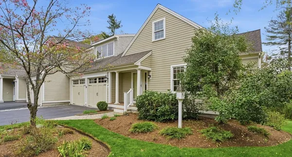 $949,000 | 17 Hannah Brook Waye, Unit 9, Marshfield, MA 02050