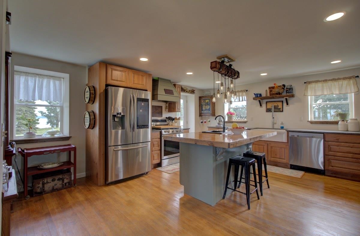 13 Passage View Lane Grand Isle, VT 05458 - Photo 11 of 40 Gallery Image 11