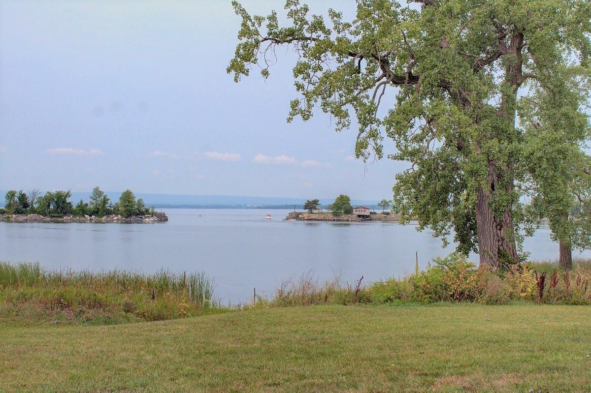 13 Passage View Lane Grand Isle, VT 05458 - Photo 4 of 40 Gallery Image 4