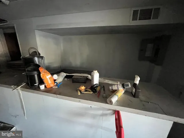 $199,900 | 10906 Kipling Lane, Philadelphia, PA 19154