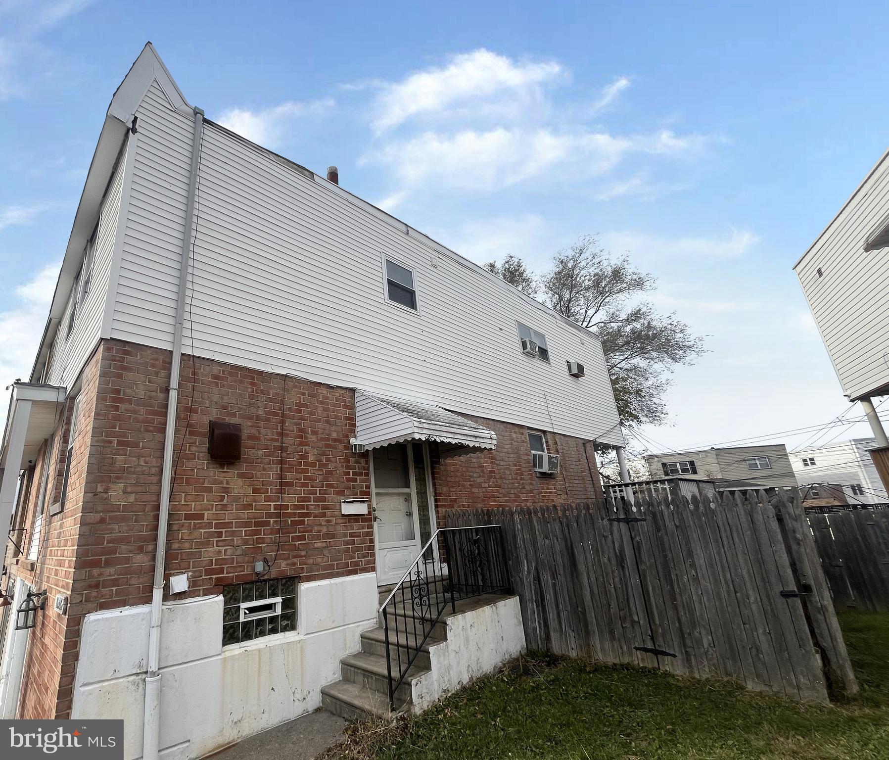 10906 Kipling Lane Philadelphia, PA 19154 - Photo 4 of 14