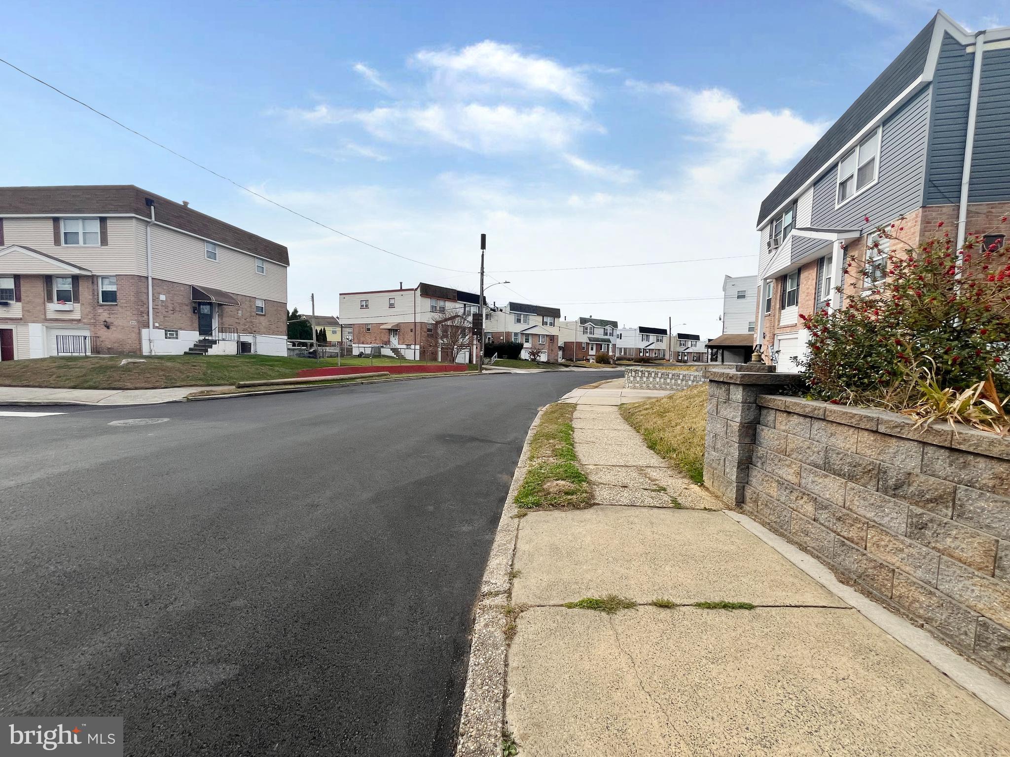 10906 Kipling Lane Philadelphia, PA 19154 - Photo 5 of 14