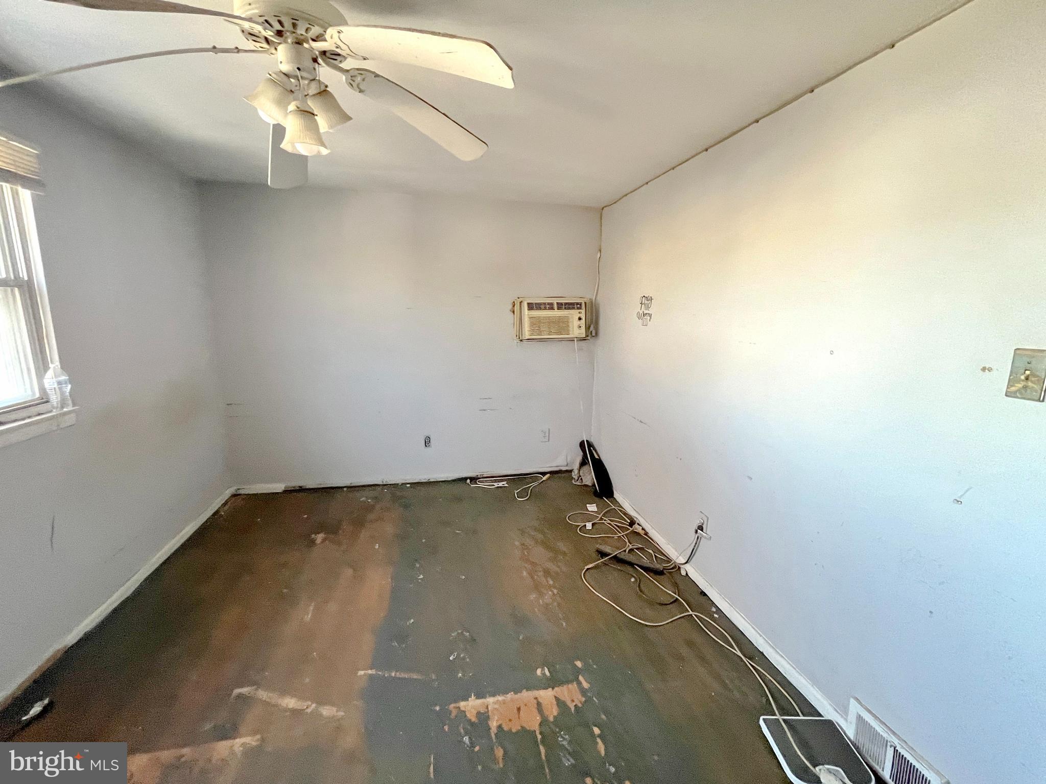 10906 Kipling Lane Philadelphia, PA 19154 - Photo 6 of 14