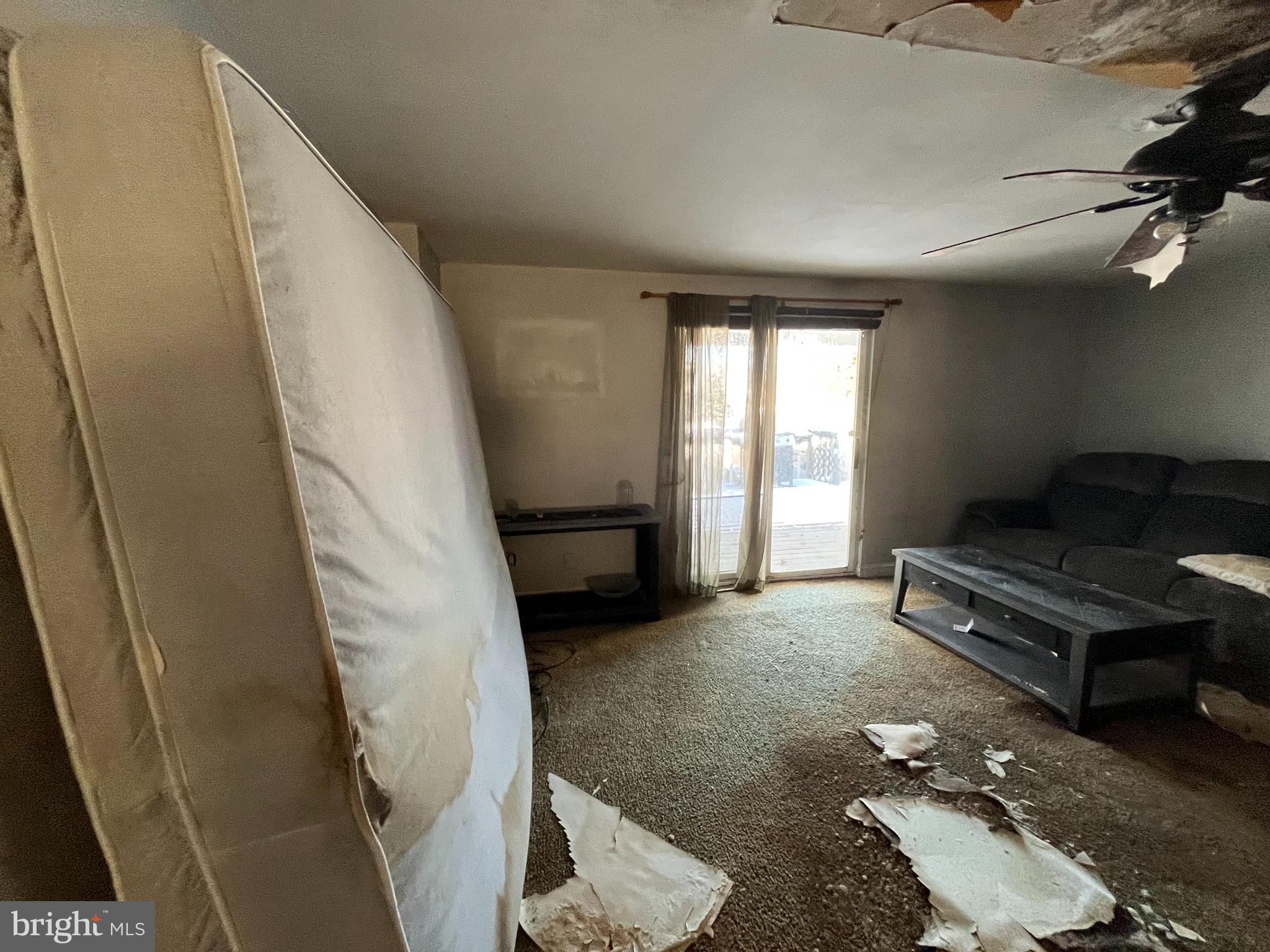 10906 Kipling Lane Philadelphia, PA 19154 - Photo 7 of 14