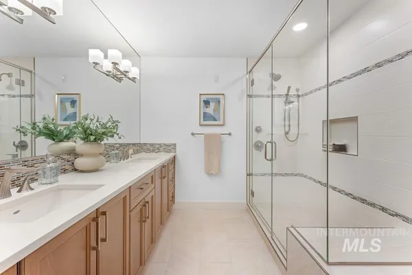 $888,000 | 2967 W Crescent, Unit 207, Boise, ID 83706
