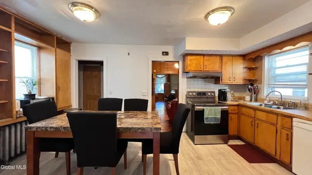 $209,900 | 15 Buchanan Street, Albany, NY 12206