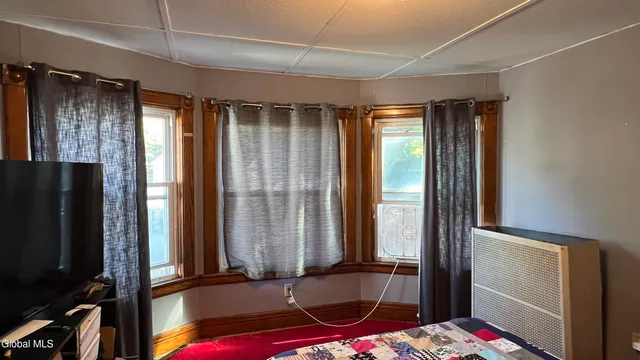 $209,900 | 15 Buchanan Street, Albany, NY 12206