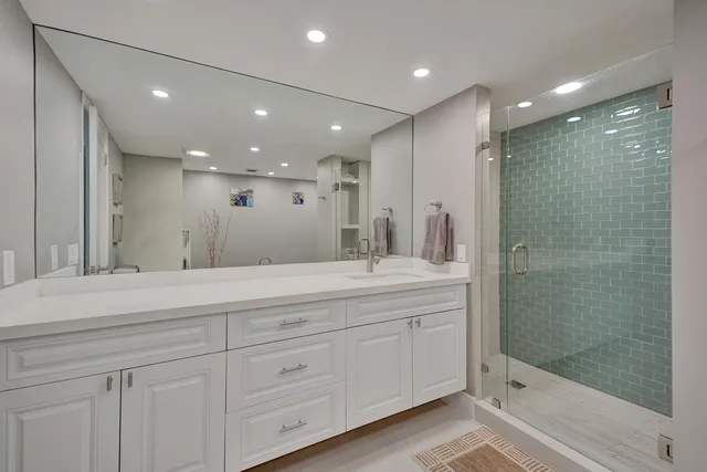 $837,900 | 2001 North Ocean Boulevard, Unit 305, Boca Raton, FL 33431