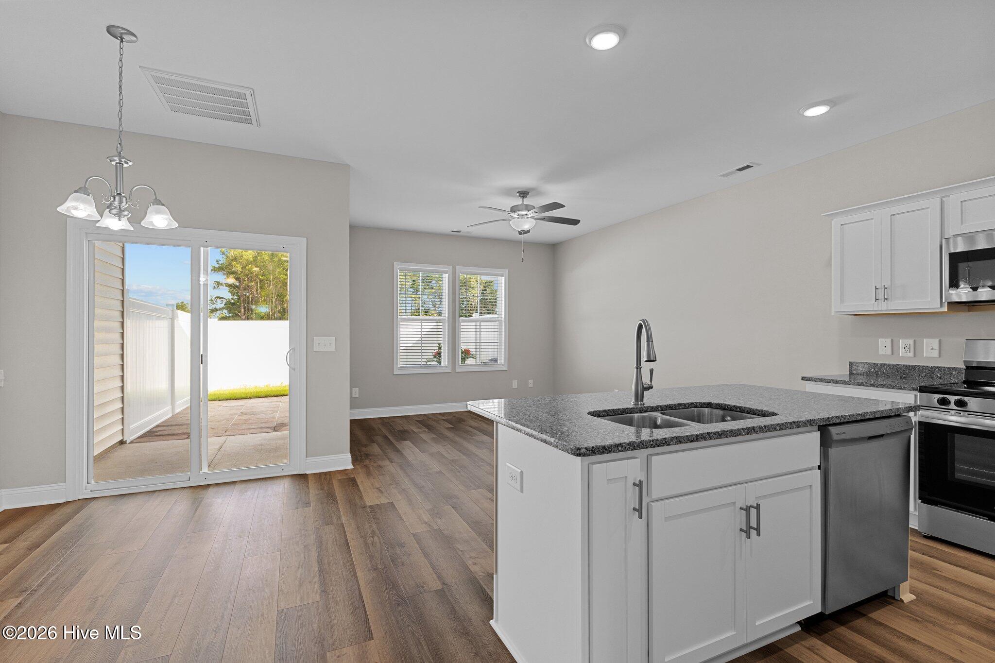 120 Bridge Point Circle, Unit 2C Cedar Point, NC 28584 - Photo 4 of 30