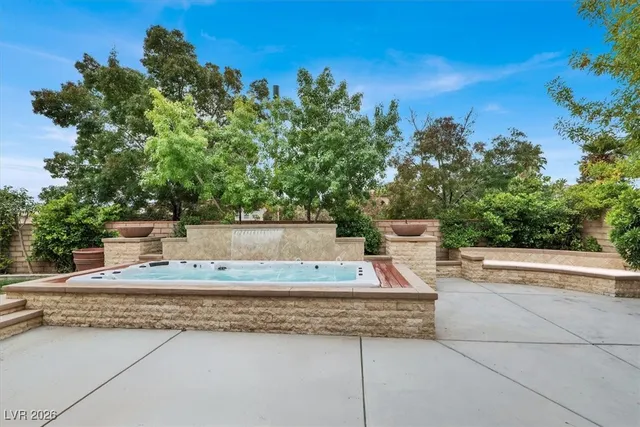 $4,300 | 12057 La Palmera Avenue, Las Vegas, NV 89138