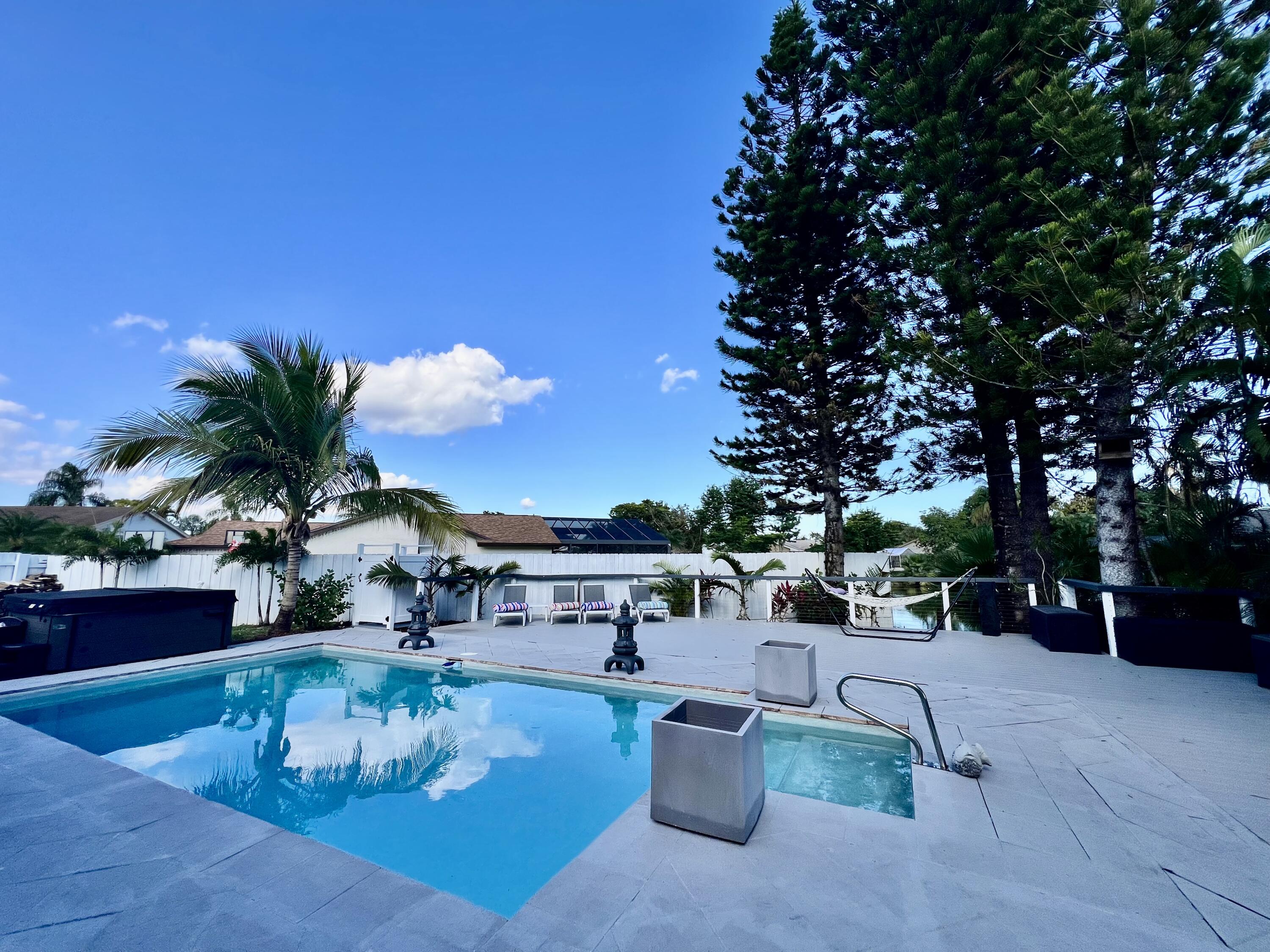 5570 Southwest 9th Court Margate, FL 33068 - Photo 3 of 59 IMG_7819