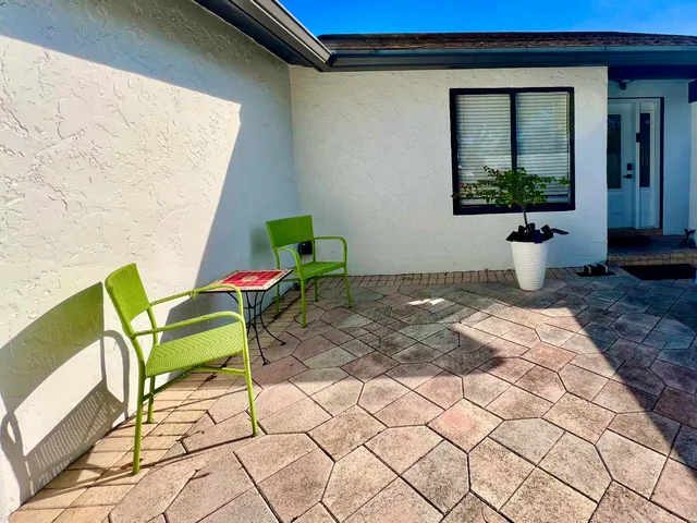 $740,000 | 5570 Southwest 9th Court, Margate, FL 33068