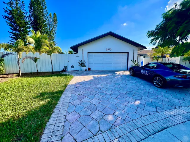 $740,000 | 5570 Southwest 9th Court, Margate, FL 33068