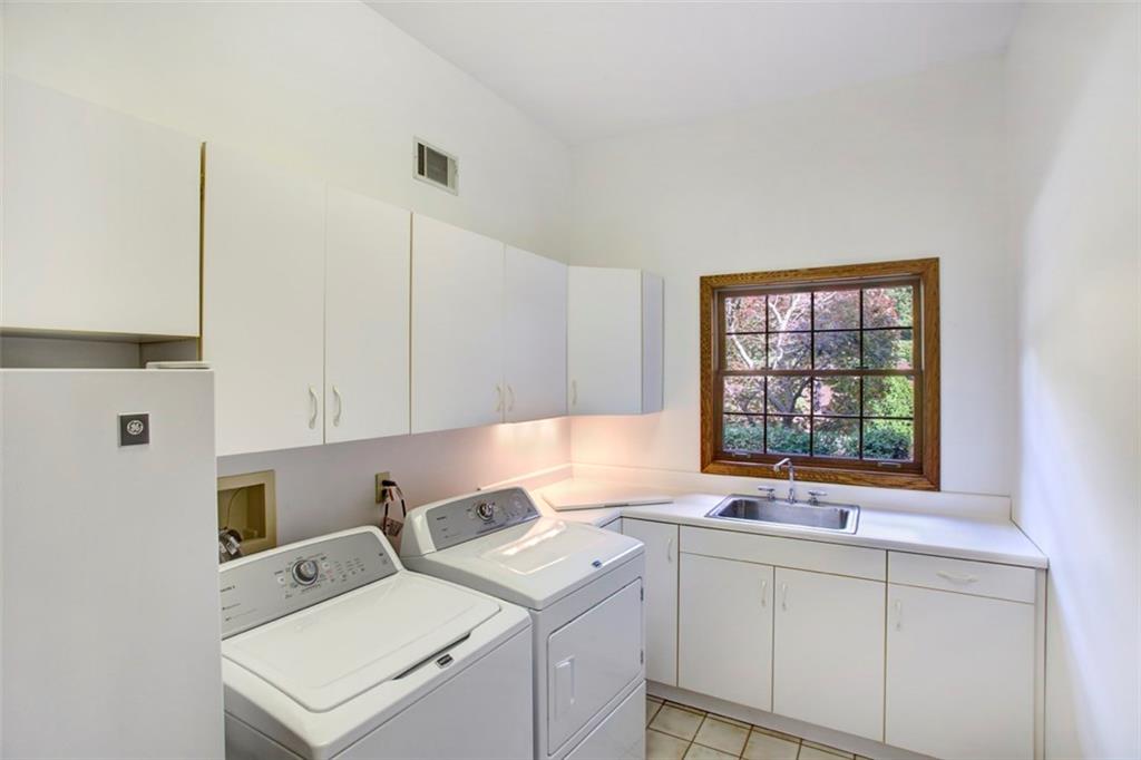11185 Drop Road North Huntingdon, PA 15642 - Photo 21 of 25 Gallery Image 21