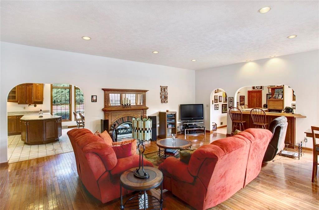 11185 Drop Road North Huntingdon, PA 15642 - Photo 7 of 25 Gallery Image 7