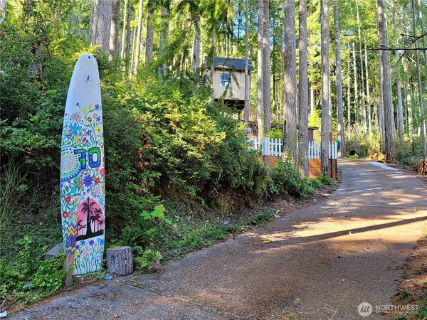 $269,000 | 70 North Colony Surf Drive, Lilliwaup, WA 98555