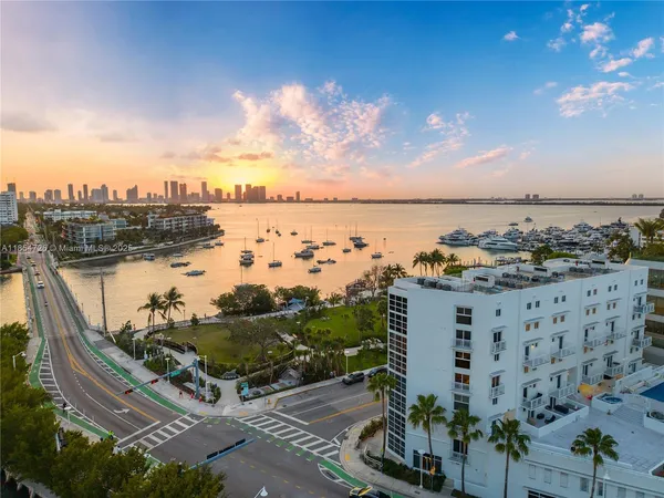 $10,000 | 1701 Sunset Harbour Drive, Unit L501, Miami Beach, FL 33139