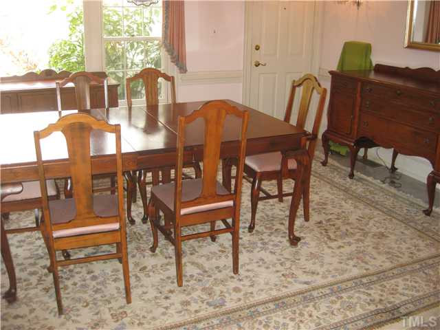 1612 Oberlin Road Raleigh, NC 27608 - Photo 6 of 15 Dining Room