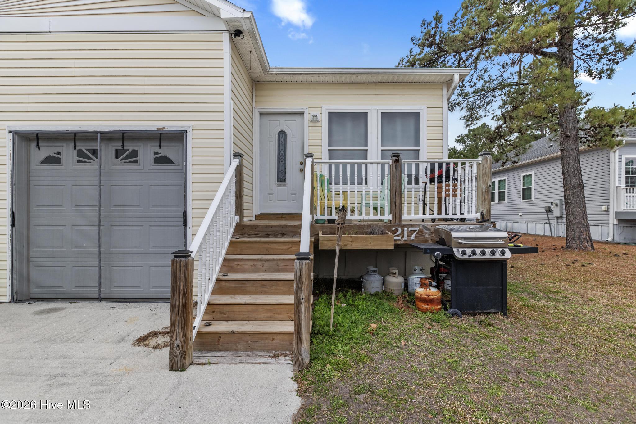 215-217 Lloyd Street Holly Ridge, NC 28445 - Photo 25 of 46 425A7032
