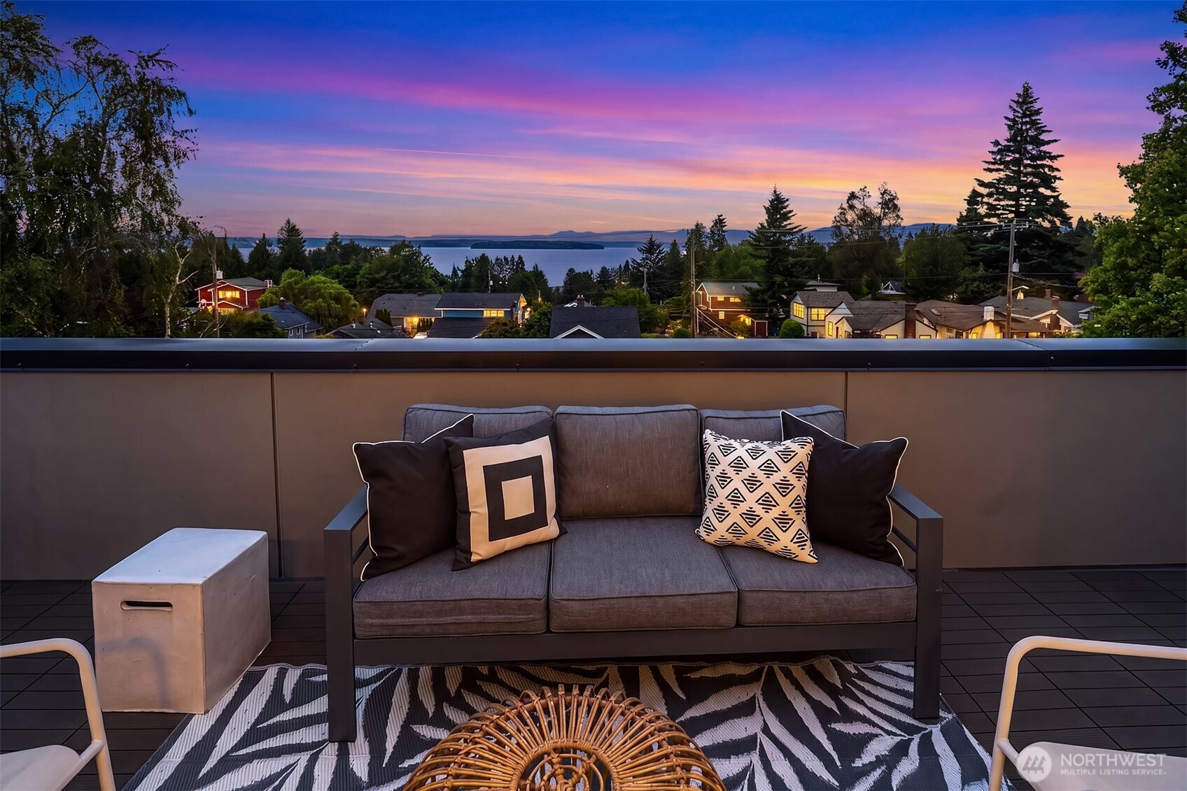 4353 Southwest Willow Street Seattle, WA 98136 - Photo 23 of 35