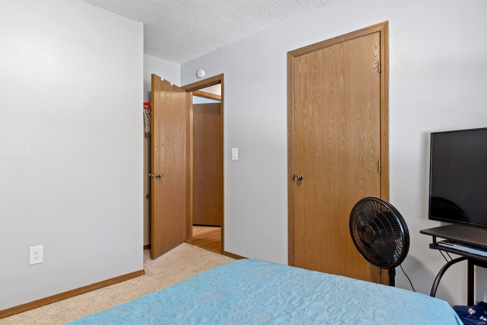 4711 Storeyland Drive Alton, IL 62002 - Photo 14 of 38