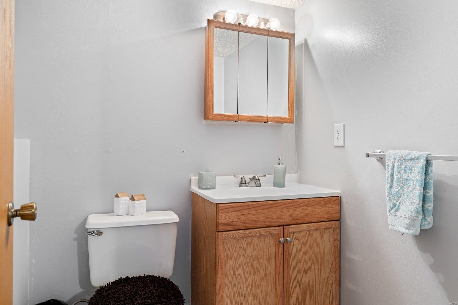 4711 Storeyland Drive Alton, IL 62002 - Photo 23 of 38