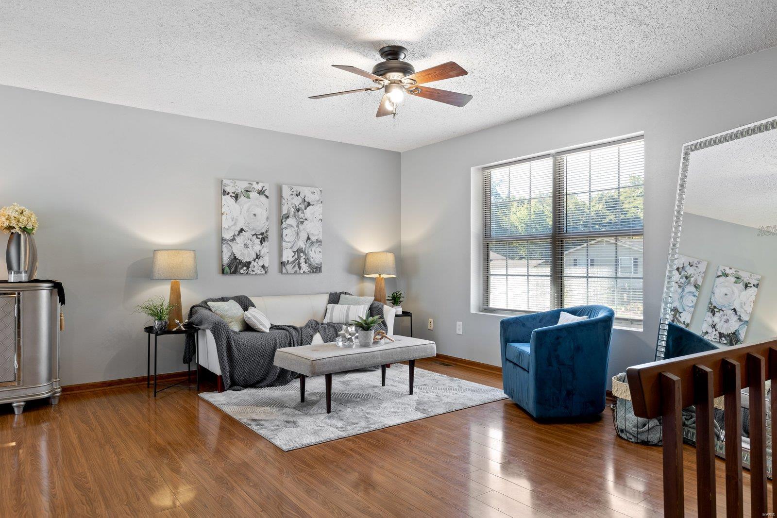 4711 Storeyland Drive Alton, IL 62002 - Photo 3 of 38