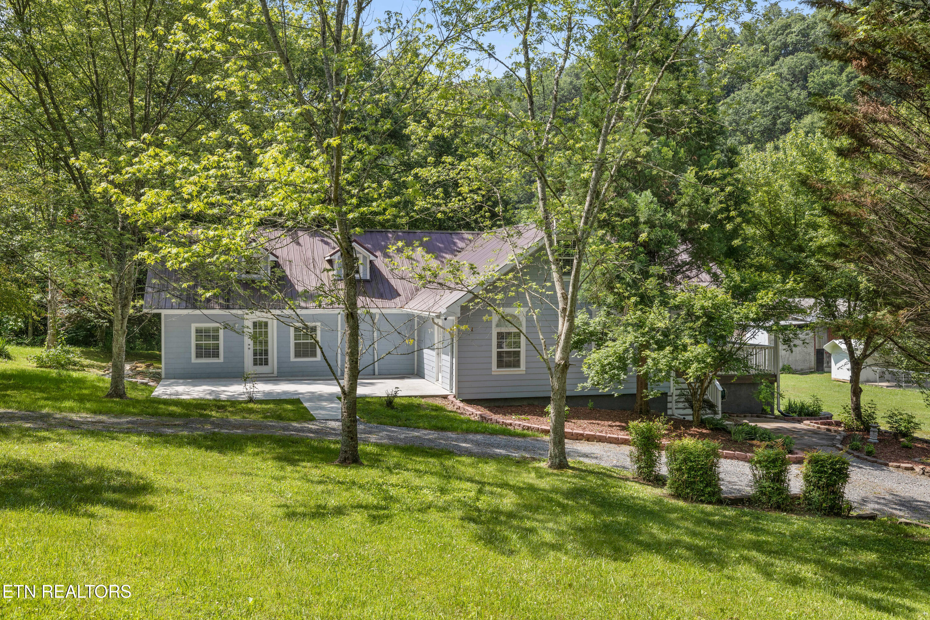 449 Carpenter Road Mooresburg, TN 37811 - Photo 2 of 51 Positive Perceptions-1